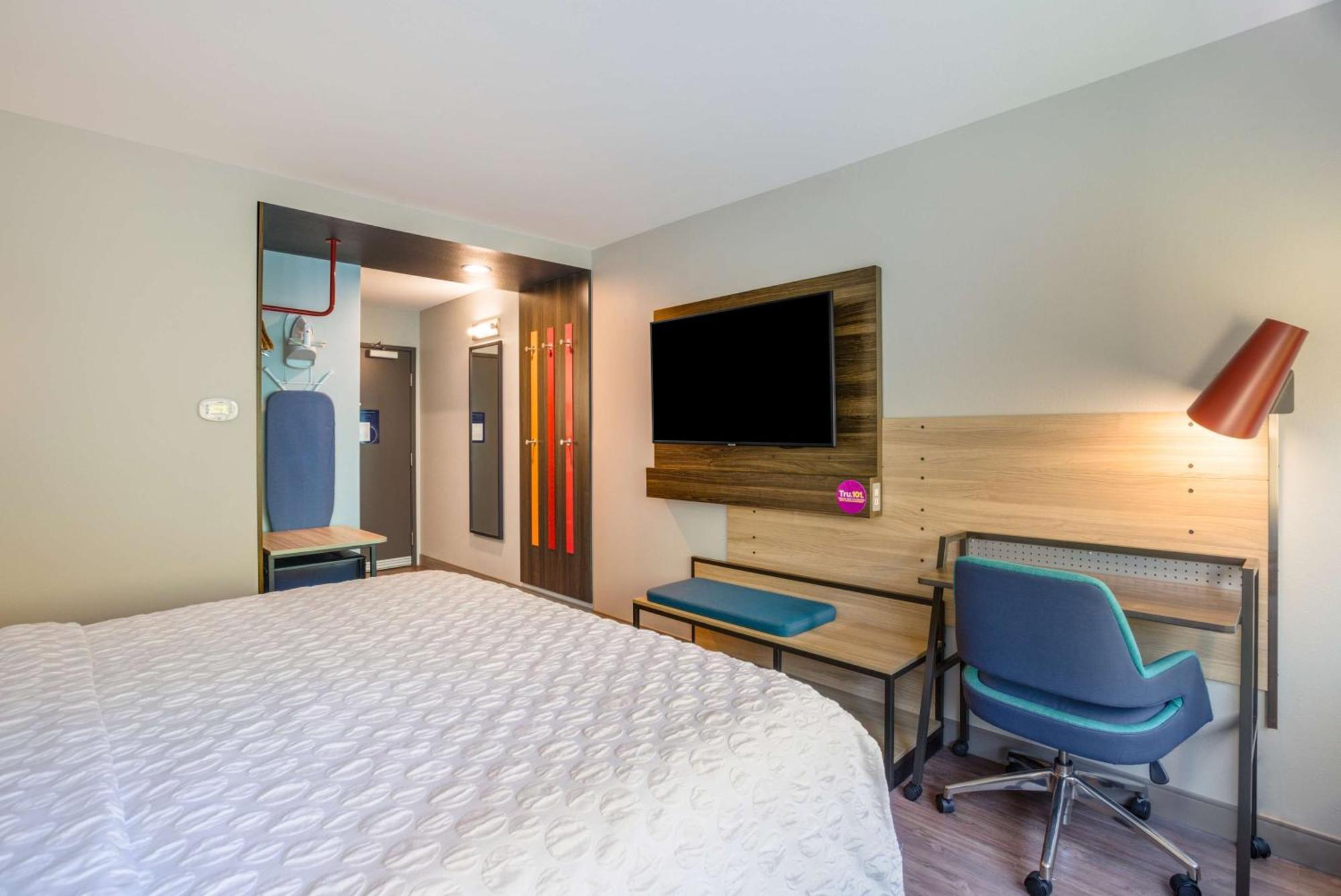 Hotel Tru By Hilton Saint Joseph Stevensville Exterior foto